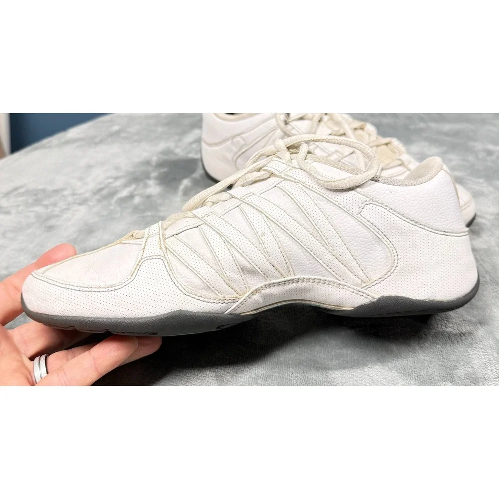 Nike Sneakers Womens 8 White Perforated Leather Lace Up Casual Shoes